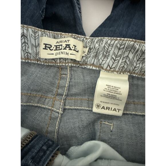 NWT Ariat REAL Jeans Womens 24WR Arrow Fit Blue Mid Rise Boot raw hem western - Picture 6 of 6